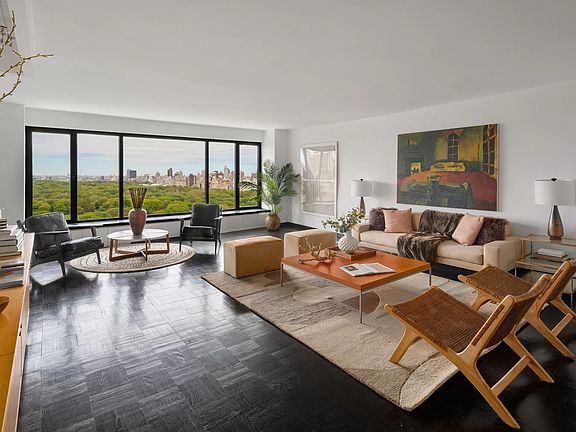 4th image of 200 Central Park S