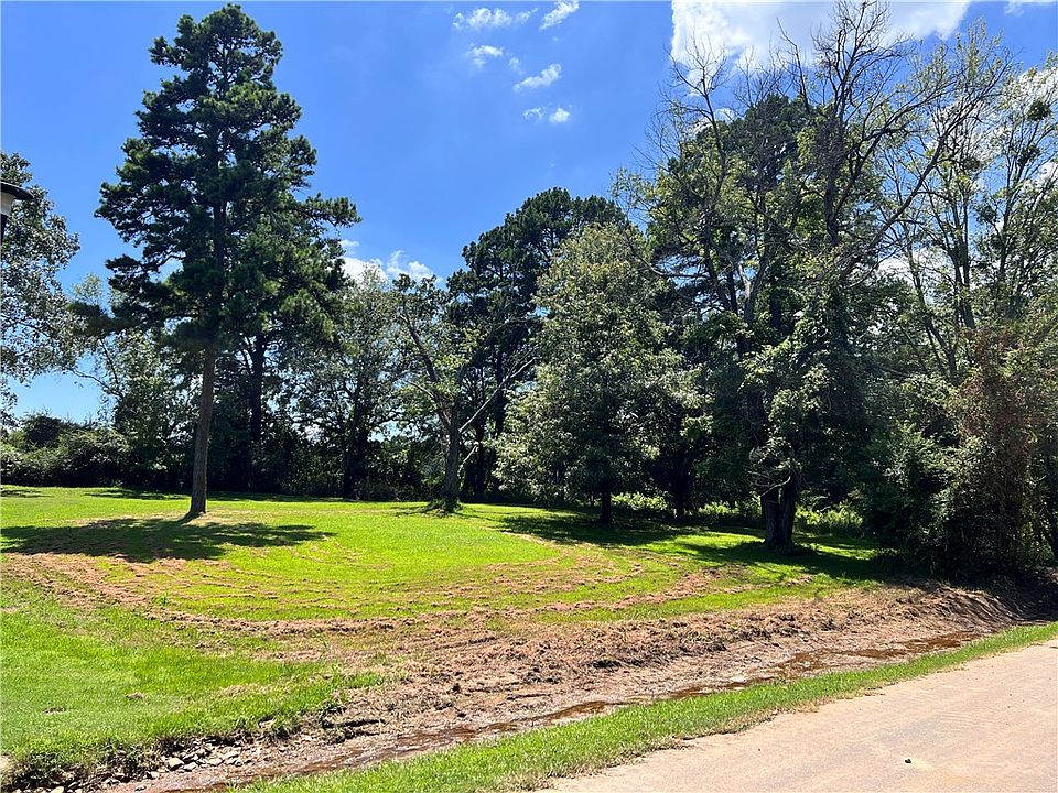 1st image of 411 Mountain View Ct #8