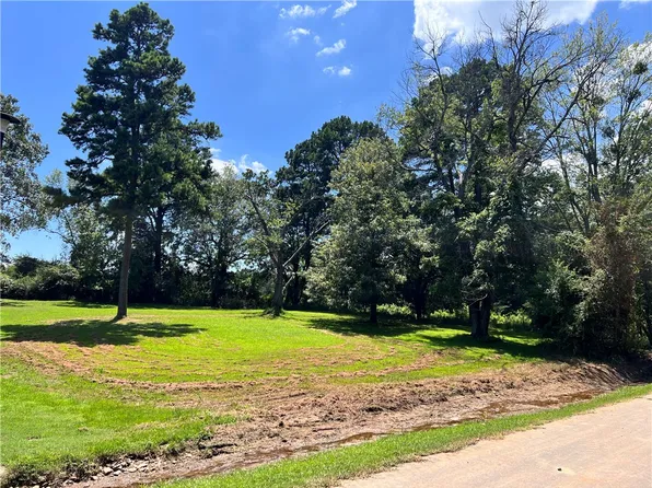 411 Mountain View Ct #8, Russellville, AR 72802