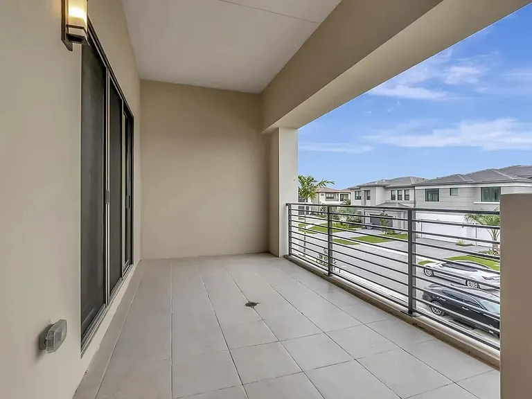 8612 Swinley Forest Way #8612 — Photo 12