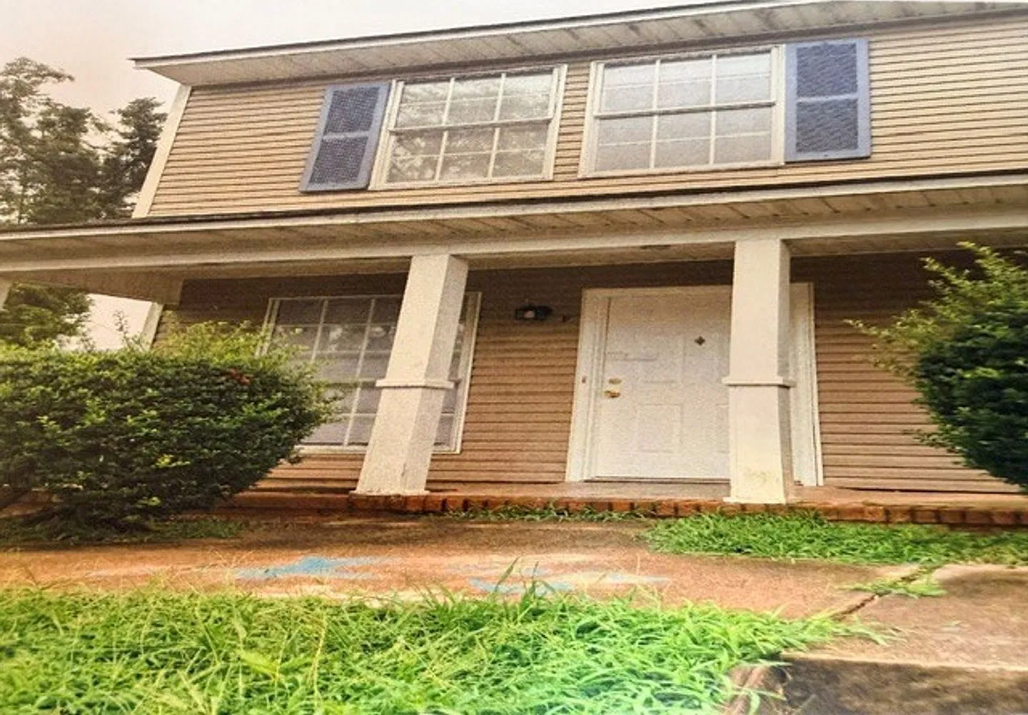 442 Stanley Ave — Photo 1
