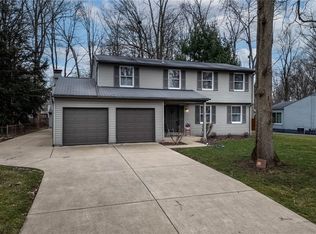 7842 Castle Rock Dr NE, Warren, OH