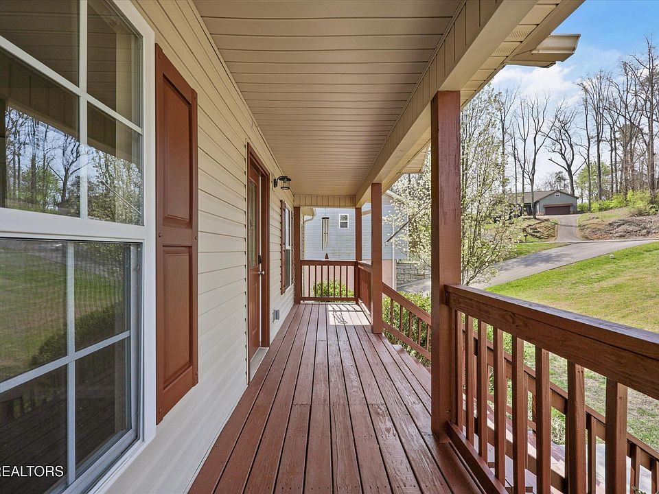 8518 Crosswind Landing Ln, Knoxville, TN 37924 | Zillow