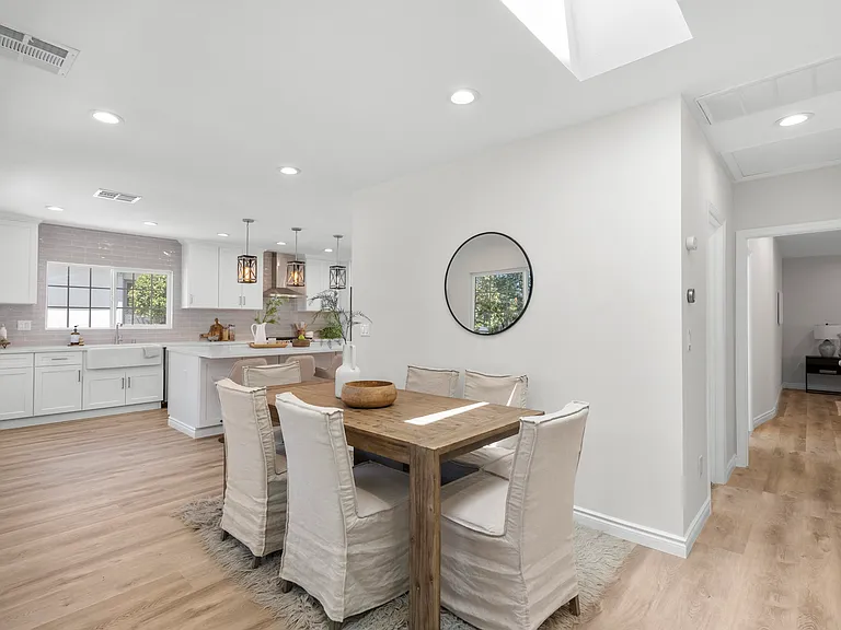 3362 Colonial Ave — Photo 7