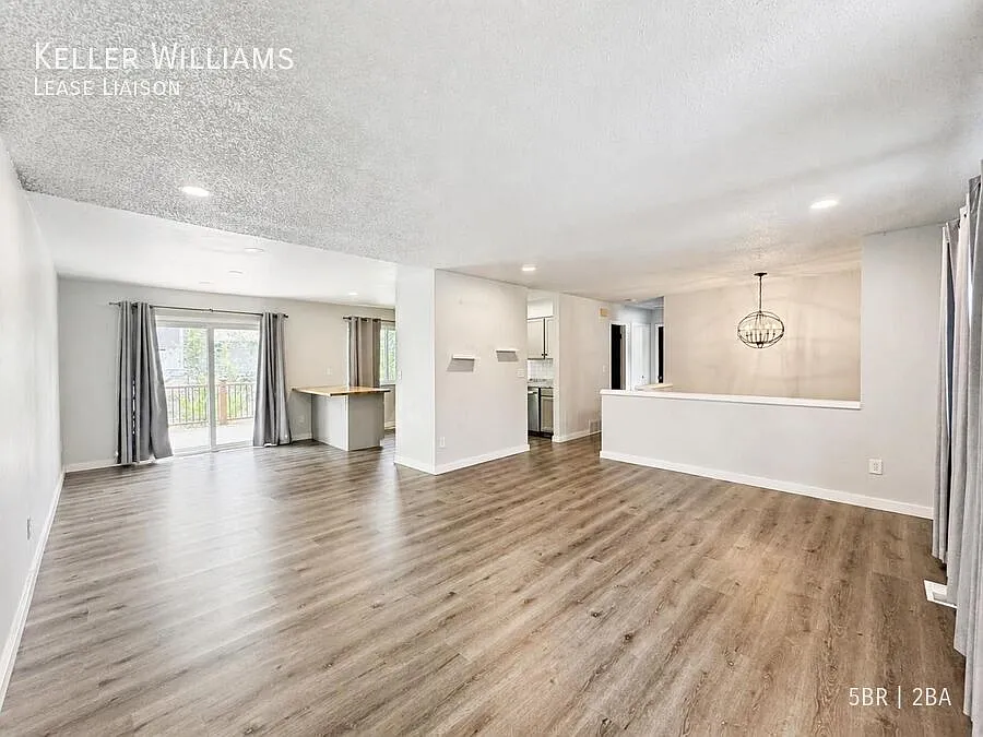 1105 Mount View Ln, Colorado Springs, CO 80907 — Photo 4