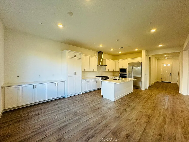 5042 Brooks Cir — Photo 5