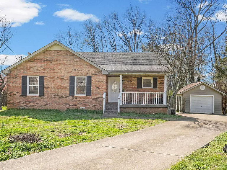 2701 E Copeland Ct — Photo 2