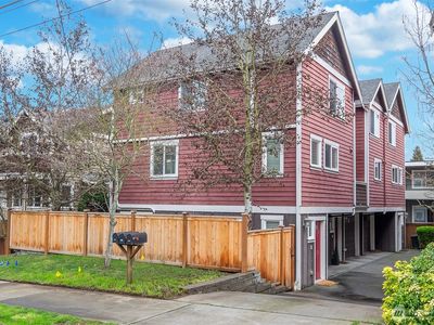 3404 21st Avenue W, Seattle, WA, 98199