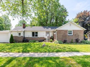 211 W South St, Grand Ledge, MI 48837