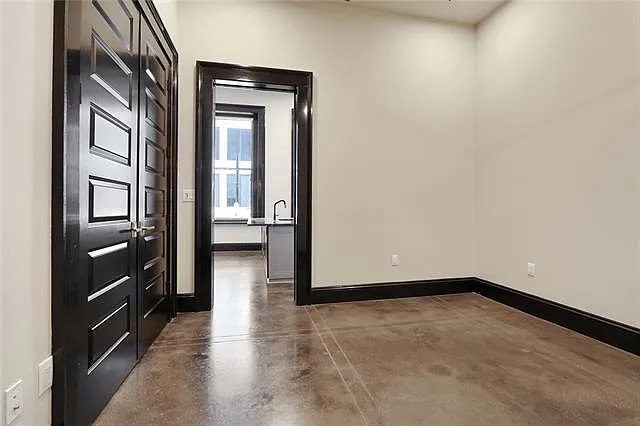 419 Carondelet St #202 — Photo 11