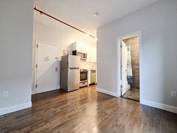 112 Nagle Ave #4LL