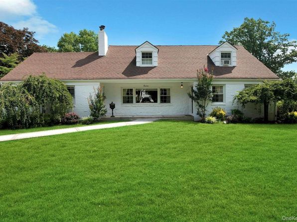 18 Addison Ln