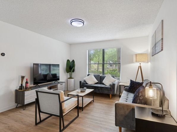 2445 Dunn Ave APT 212