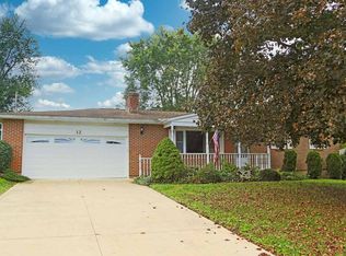 12 Upland Ter, Mount Vernon, OH 43050