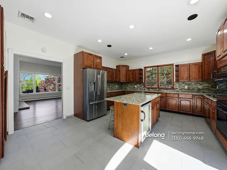 24 Table Rock Rd — Photo 9