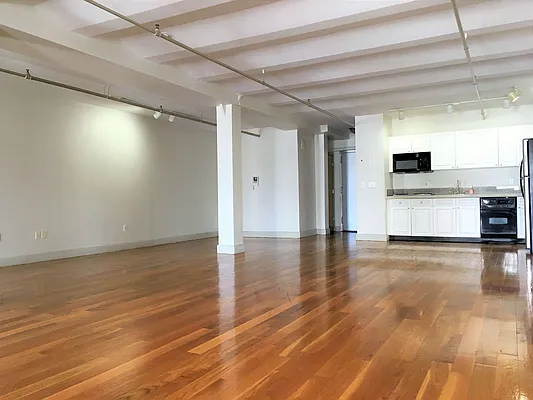 Rented by Cyberapts Management | media 7