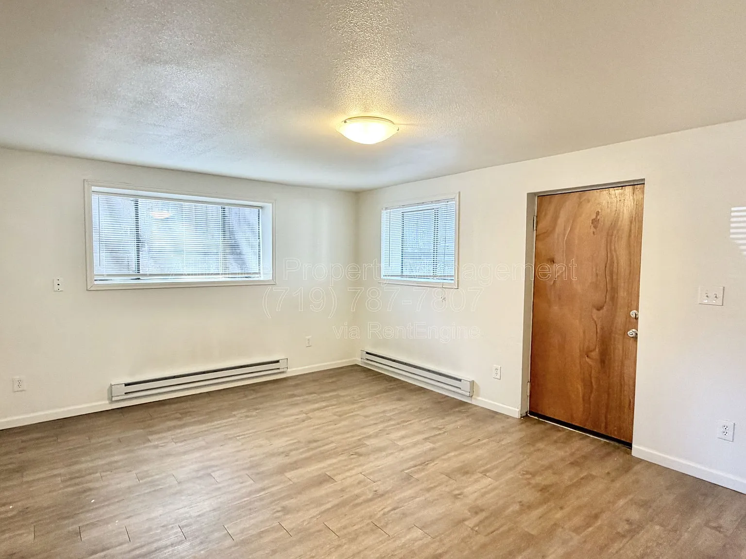 2 bed, 1.0 bath, 968 sqft, $1,245 — Photo 3