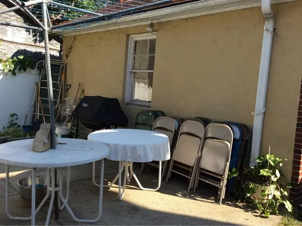 327 N Terrace Ave, Mount Vernon, NY 10550