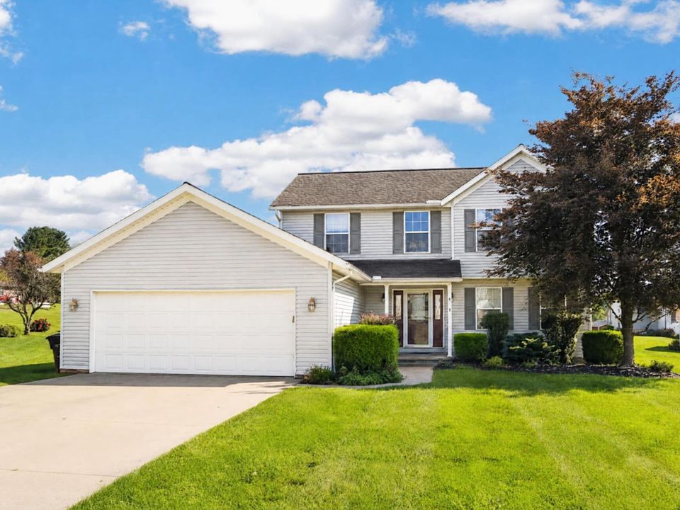 1st image of 4 Compass Point Ct