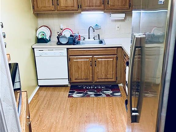 4th image of 115 Dehaven Dr APT 203
