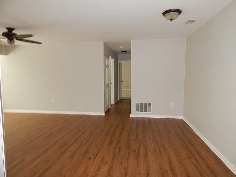 17 Juliet Ln #303 — Photo 11