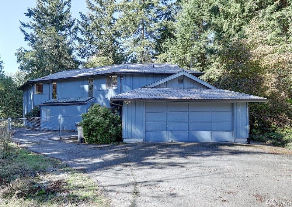 1st image of 12112 132nd Avenue Ct E