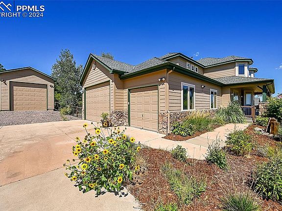 3rd image of 1073 Broken Arrow Cir