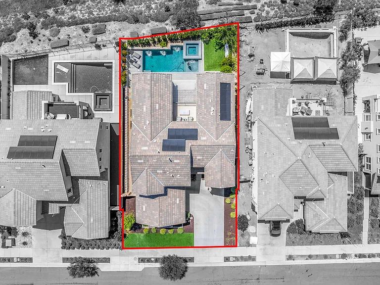Aerial view outlining approx. property lines.
