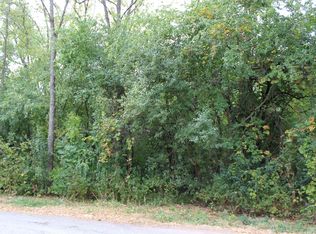 40556 N Minena St, Antioch, IL 60002