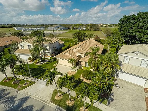 2nd image of 8545 Windy Cir