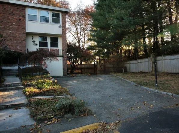 637 Kissam Road, Peekskill, NY 10566