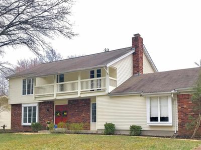 15228 Golden Rain Dr, Chesterfield, MO, 63017