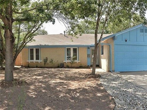 3rd image of 5201 Emerald Forest Dr