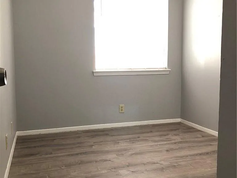 6502 S 1st St #102 — Photo 12