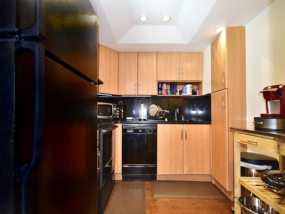 2nd image of 780 NE 69th St APT 406