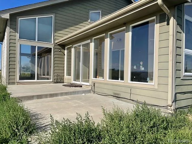 5 bed, 3.5 bath, 2250 sqft, $3,000 — Photo 4