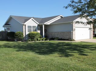 542 Pheasant Ln, Moro, IL 62067