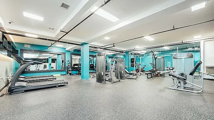 Rented by Nooklyn NYC LLC | media 9