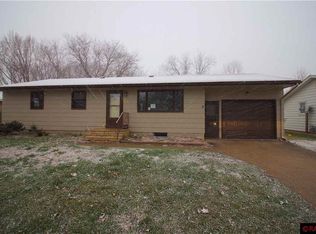 278 Elmwood Ave S, Le Sueur, MN 56058