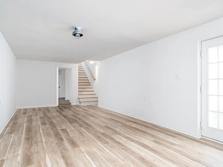 2718 Buckner Ln — Photo 42