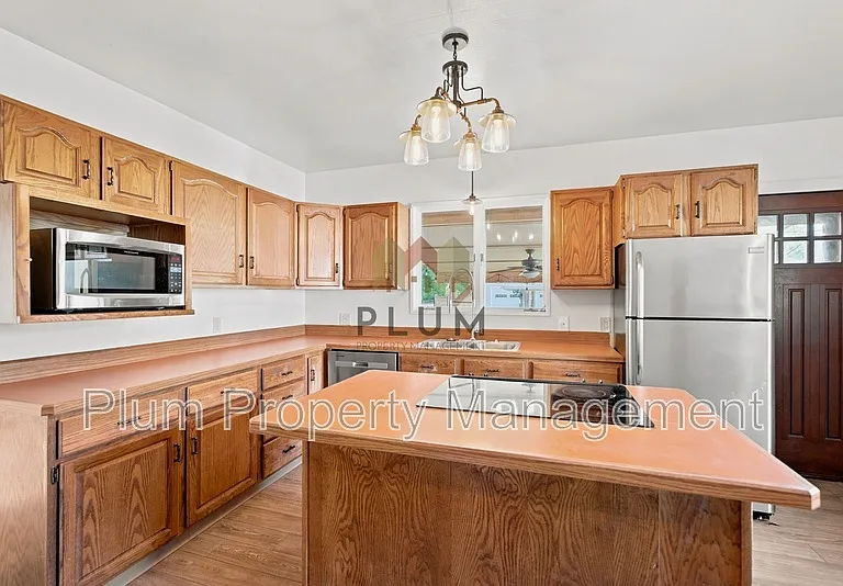 541 E Beckwith Ave — Photo 19