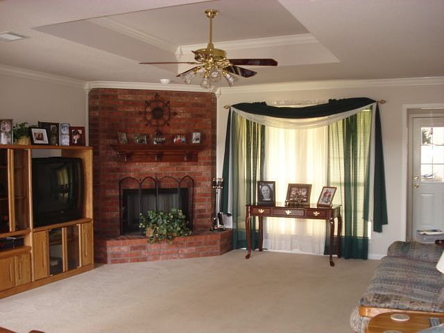 2nd image of 515 Celeste Dr