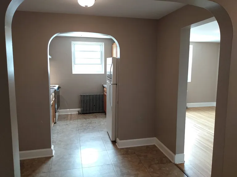 579 Guilford Ave #3 — Photo 5