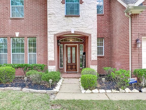 3rd image of 26714 Twilight Grove Ln
