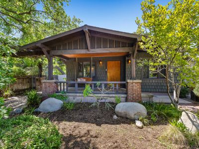 1229 N Sierra Bonita Ave, Pasadena, CA, 91104