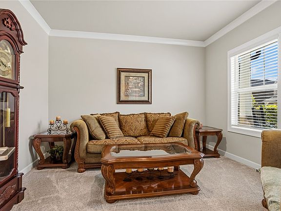 5th image of 927 Whitemarsh Ave