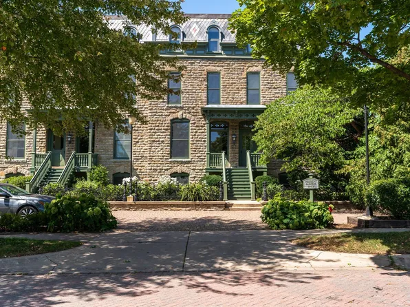 14 Grove St #14A, Minneapolis, MN 55401