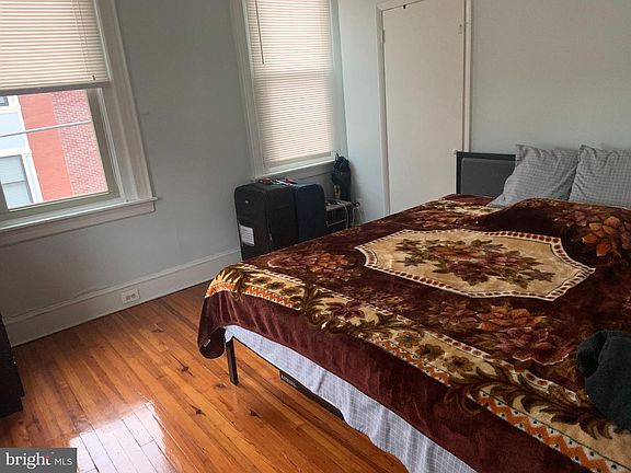 5th image of 2620 Brown St Unit 3