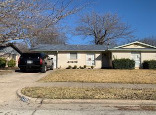 925 Shorehaven Dr, Garland, TX 75040