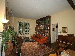 12 Grove St #1, New York, NY 10014